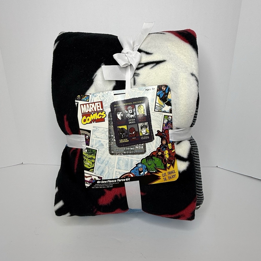 Marvel Comics No Sew Fleece Throw Kit 72" x 60" Mighty Marvel Presents Brand New